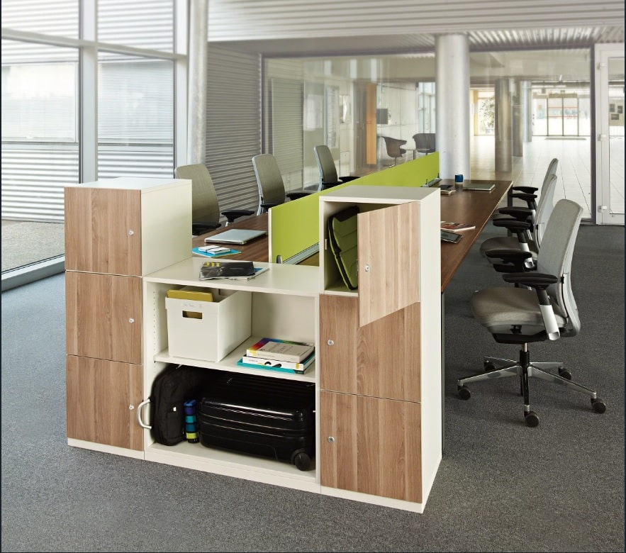 Share It - Drehtür-Schränke & Regale